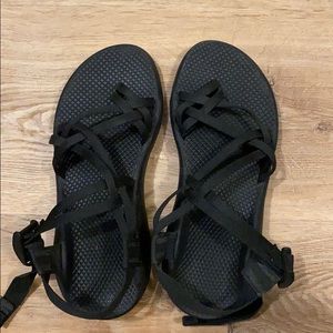 Black chacos